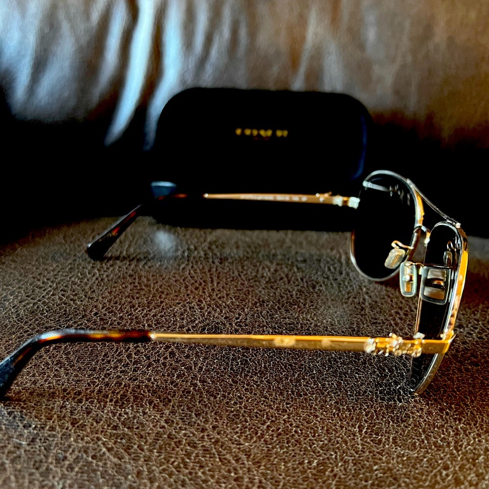 Polarized Coach aviator, sunglasses